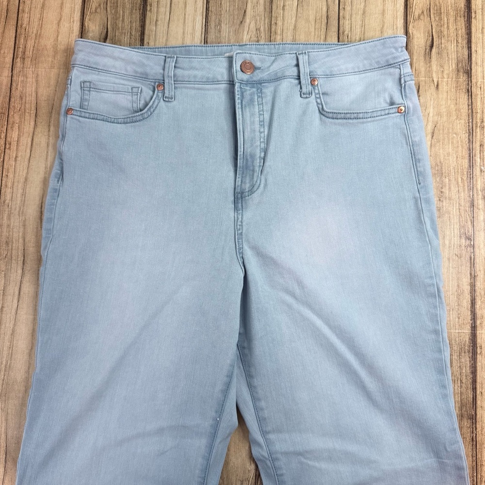 LC Lauren Conrad Women's High Rise Light Blue Jeans